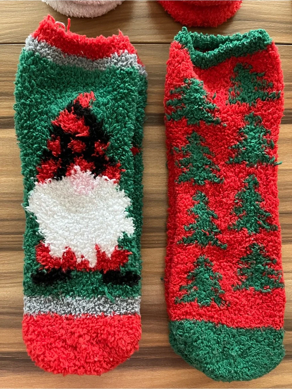 Big Kids Christmas Fuzzy Socks 5 Pair Bundle Warm and Fuzzy Socks Size One Size